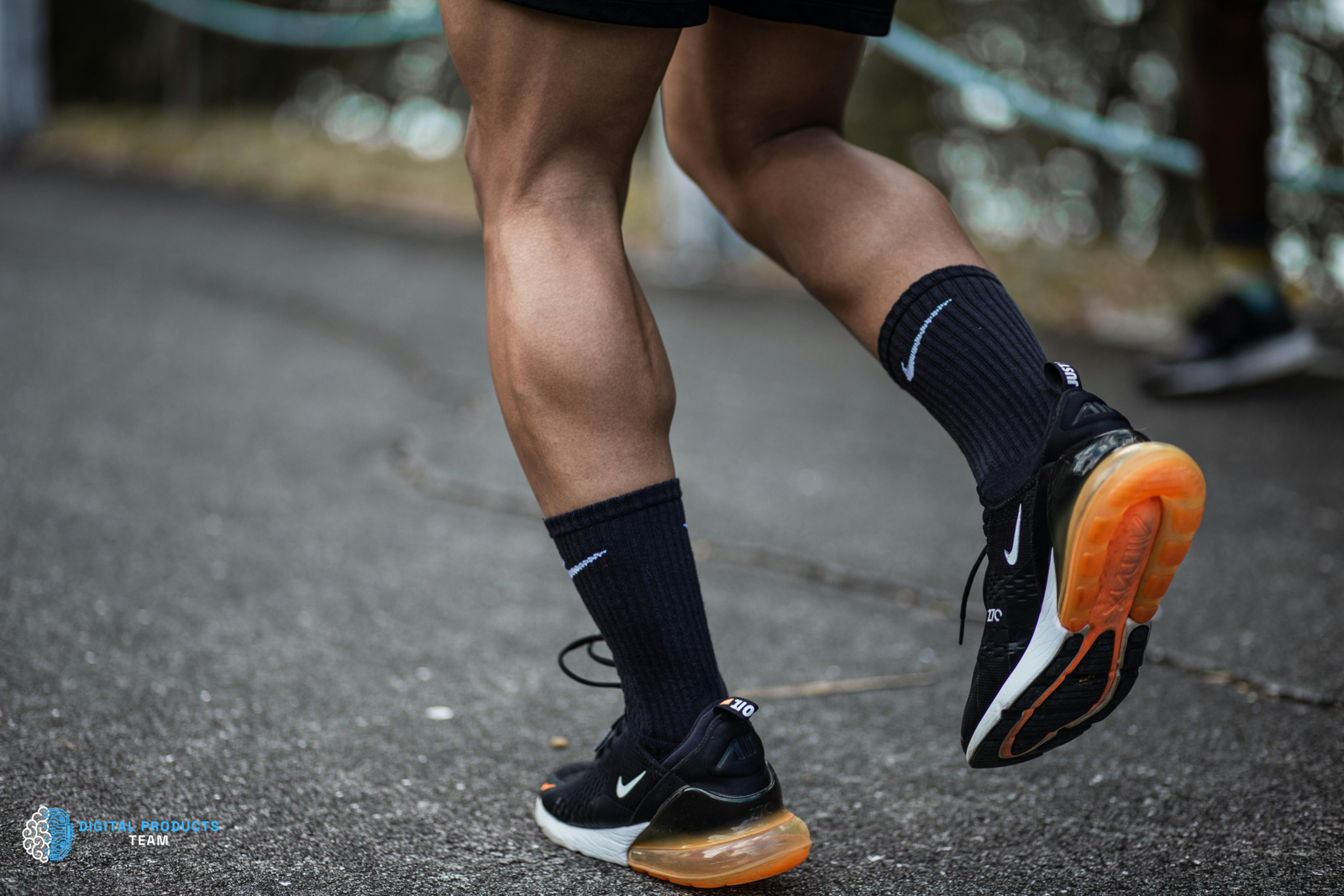 Persona corriendo - running y cardio como parte de la rutina de entrenamiento