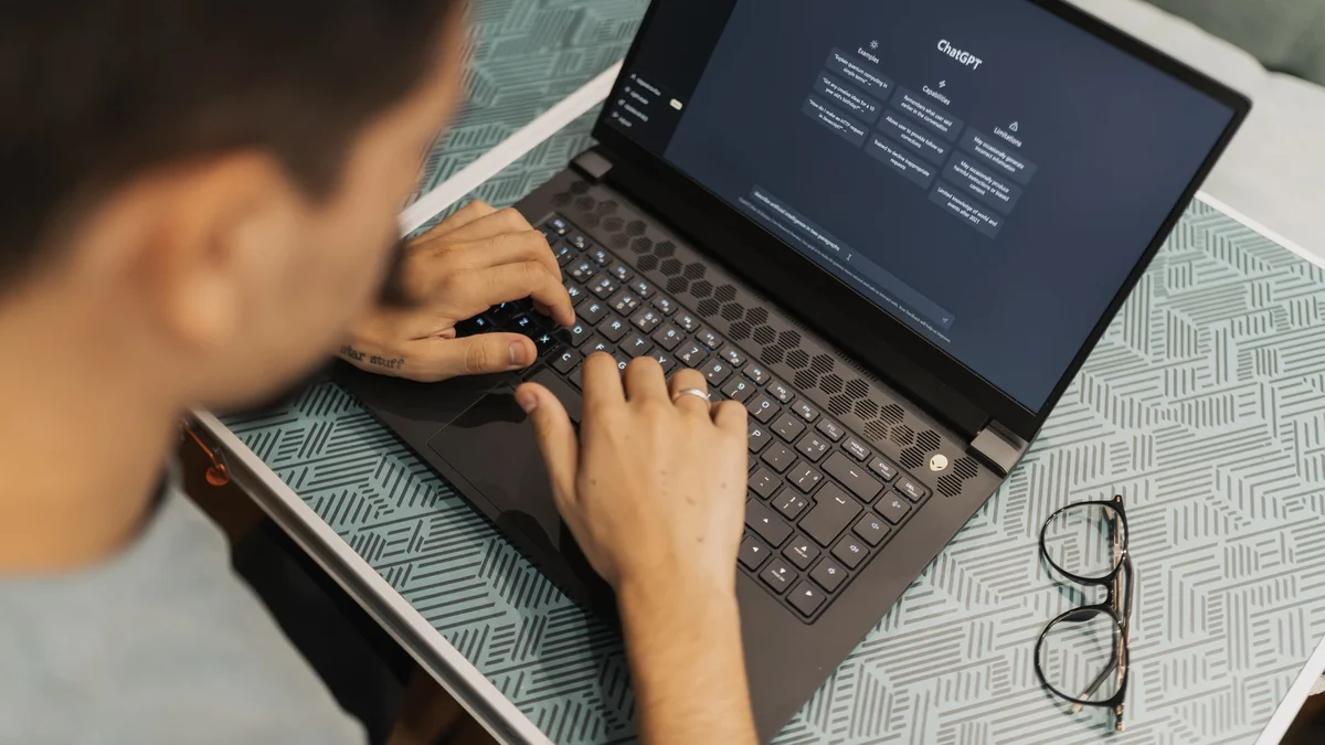emprender con IA sin programar: ejemplo práctico para pequeños negocios
